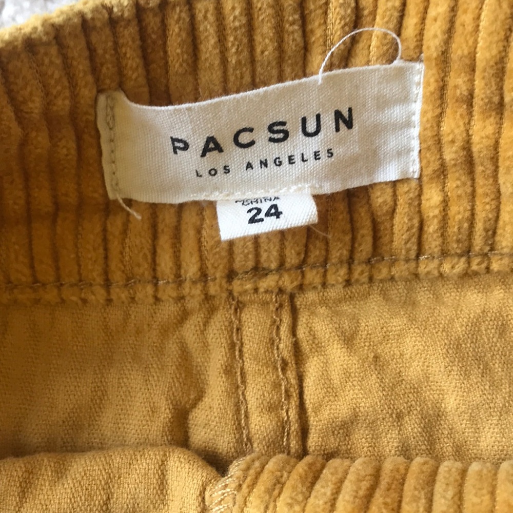 Corduroy skirt